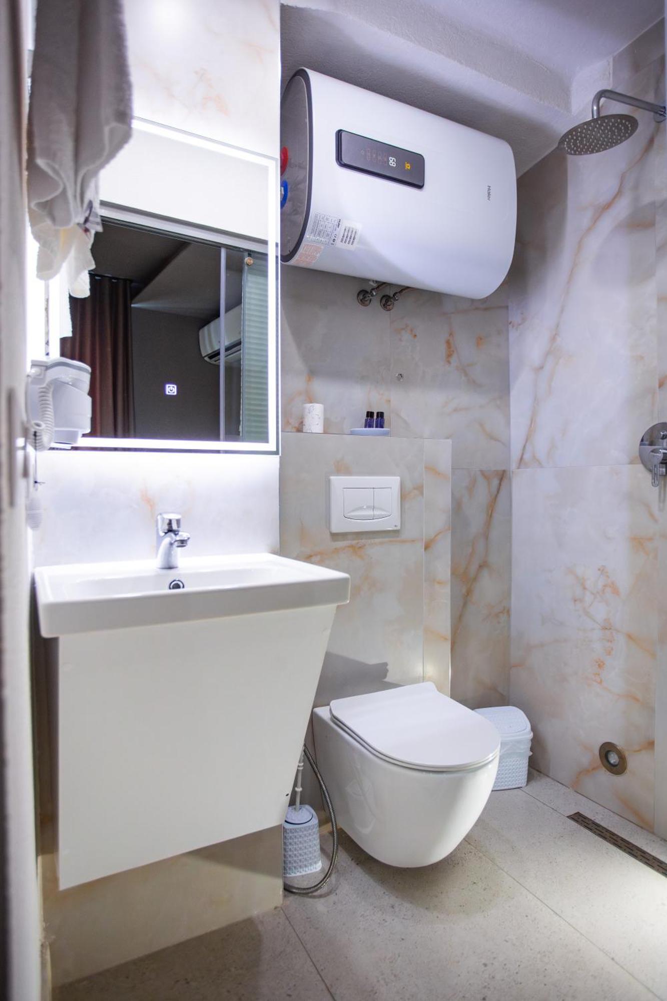 The Bubbles - Jacuzzi 3*