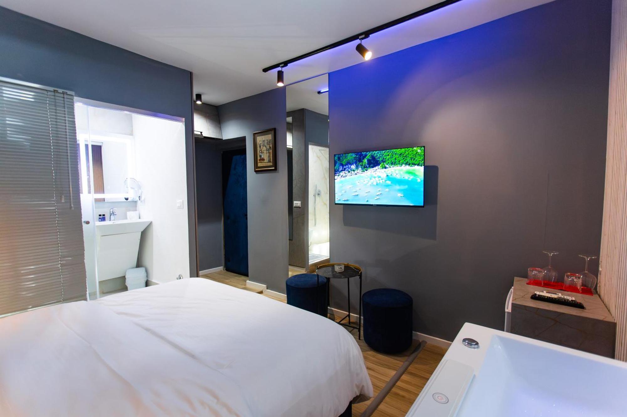Hotel The Bubbles - Jacuzzi 3*